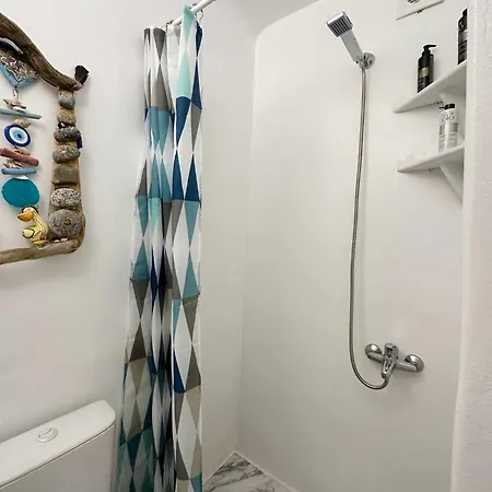 Petra Pelikan Mykonos Town